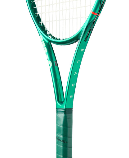 Wilson Blade 100L v10 - Modell 2026