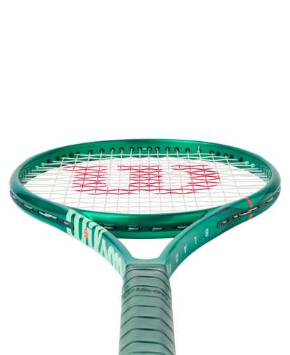 Wilson Blade 104 v10 - Modell 2026