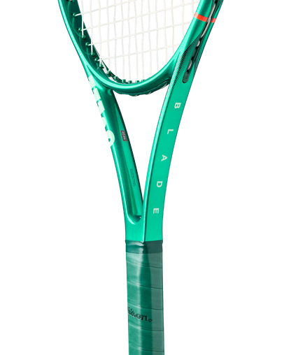 Wilson Blade 104 v10 - Modell 2026
